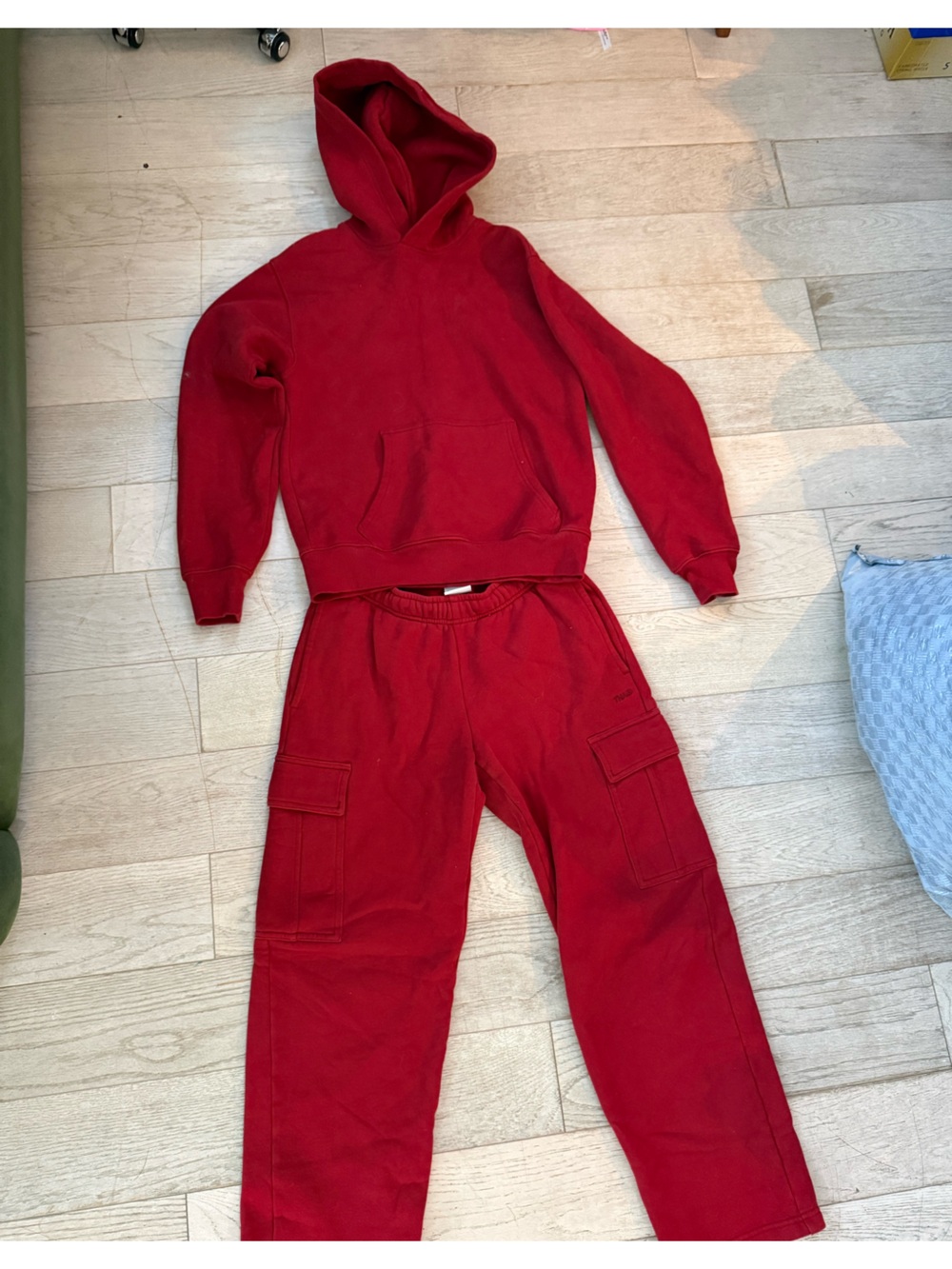 TNA Aritiza Cozy Sweatfleece Perfect Hoodie and Mega fit